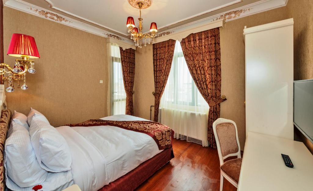 Standard Double or Twin Room,687369525:JPEG